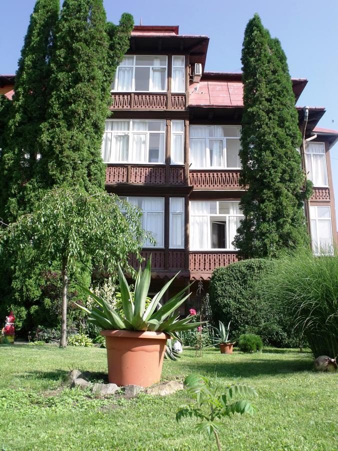 Сонячна Hotell Truskavets Eksteriør bilde